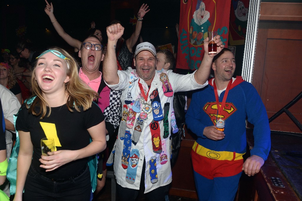 ../Images/Held op sokken feest 080.jpg